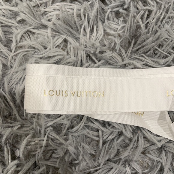 NEW • Louis Vuitton • White Gold Ribbon - Picture 2 of 2